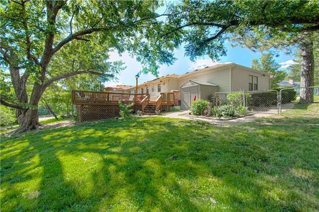 1301 W 100th Terrace, Kansas City, MO 64114