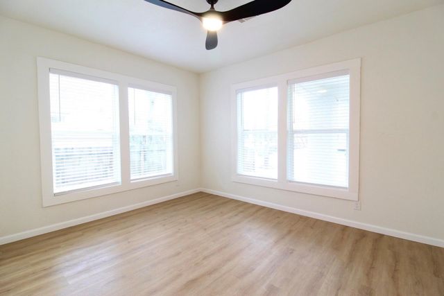 1618 Weber Street, Houston, TX 77007