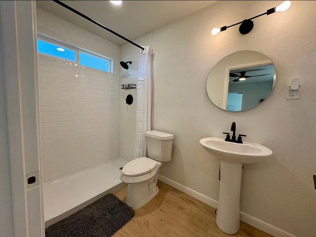 1618 Weber Street, Houston, TX 77007