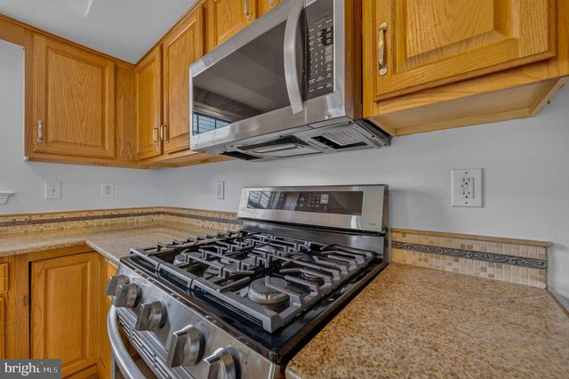1000 JEAN AVE, Temple, PA 19605