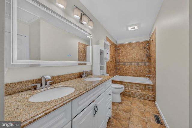 1000 JEAN AVE, Temple, PA 19605