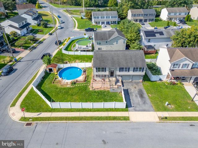 1000 JEAN AVE, Temple, PA 19605