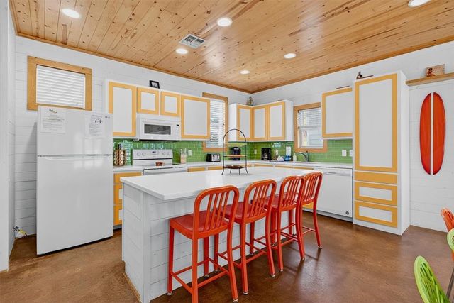 301 E Avenue C 5, Port Aransas, TX 78373