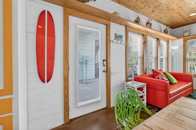 301 E Avenue C 5, Port Aransas, TX 78373