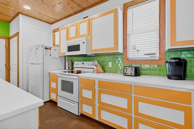 301 E Avenue C 5, Port Aransas, TX 78373