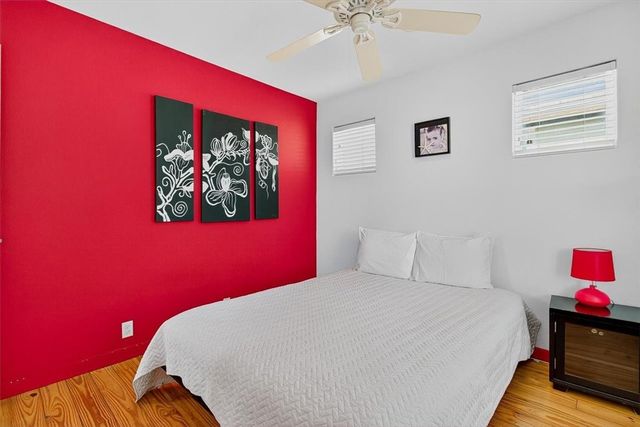 301 E Avenue C 5, Port Aransas, TX 78373