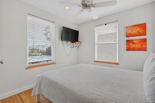 301 E Avenue C 5, Port Aransas, TX 78373