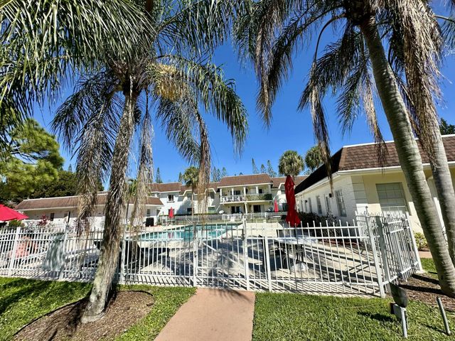 708 SE 2nd Avenue 324, Deerfield Beach, FL 33441