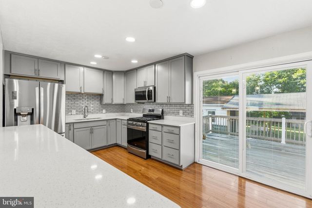 1009 LILAC LN, Glen Burnie, MD 21061