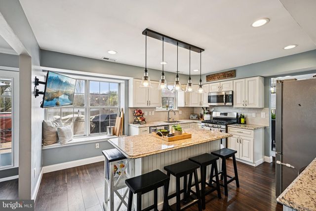 41 BIDDLE WAY, Mount Laurel, NJ 08054