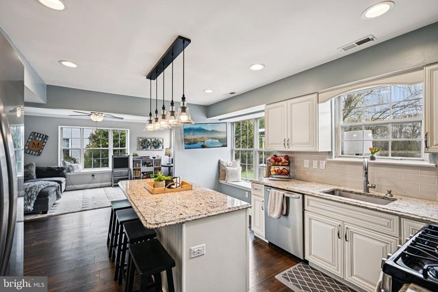 41 BIDDLE WAY, Mount Laurel, NJ 08054