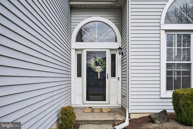 41 BIDDLE WAY, Mount Laurel, NJ 08054