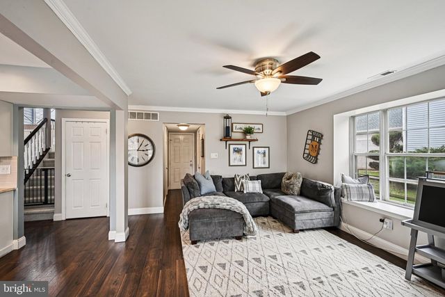 41 BIDDLE WAY, Mount Laurel, NJ 08054