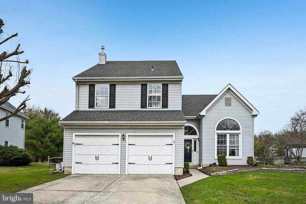 41 BIDDLE WAY, Mount Laurel, NJ 08054