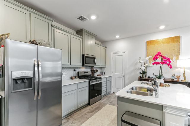 6028 Paddock Lane, Little Elm, TX 76227