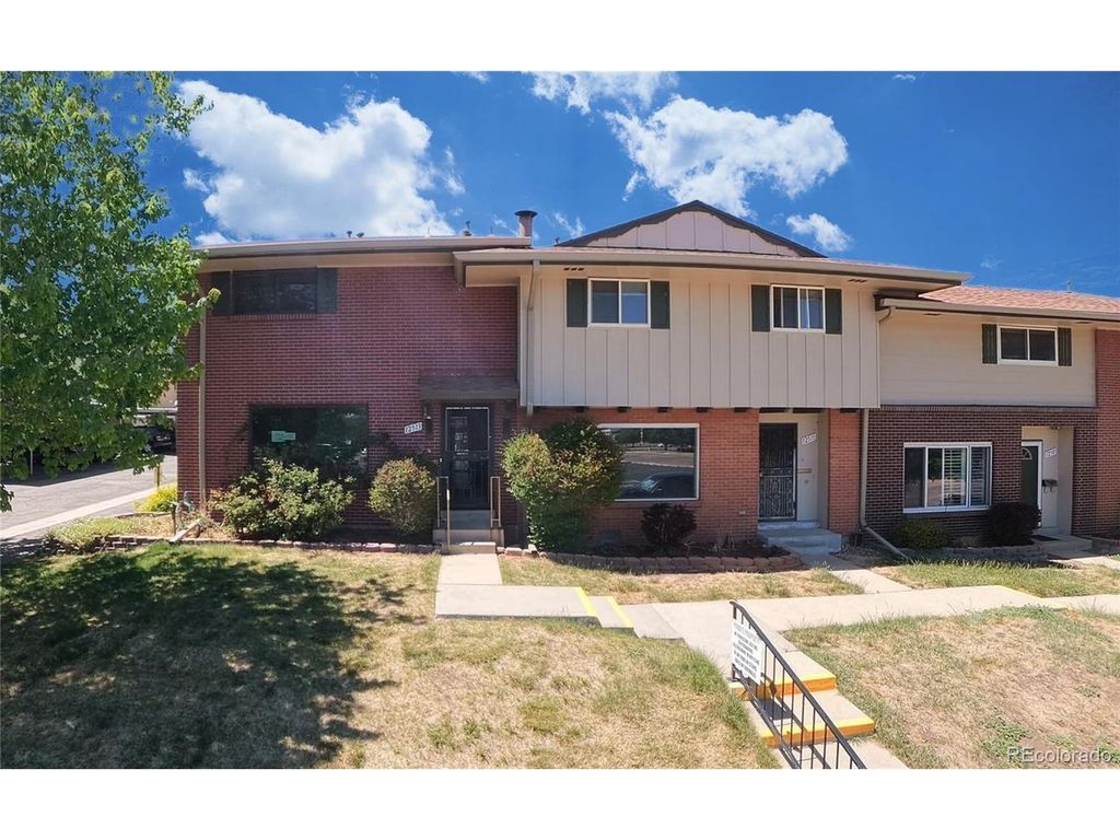 12513 W Alameda Dr, Lakewood, CO 80228