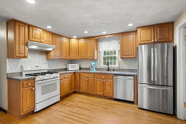 143 Cranberry Rd, Whitman, MA 02382