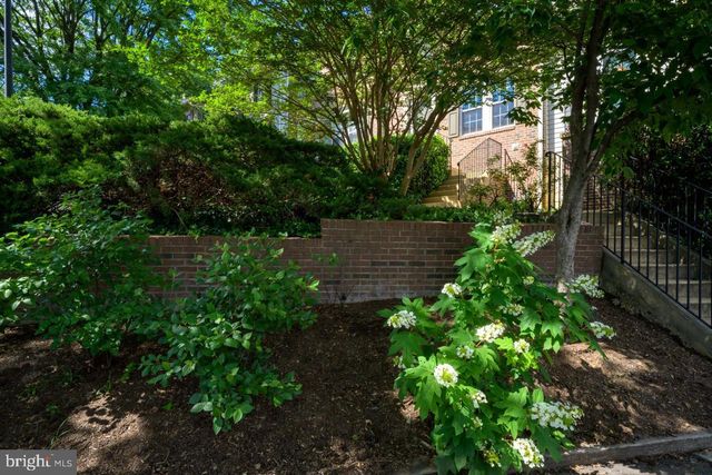3019 22ND ST S, Arlington, VA 22204