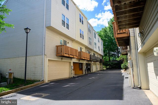 3019 22ND ST S, Arlington, VA 22204