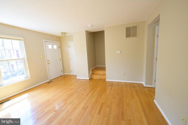 3019 22ND ST S, Arlington, VA 22204