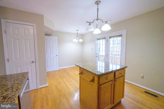 3019 22ND ST S, Arlington, VA 22204