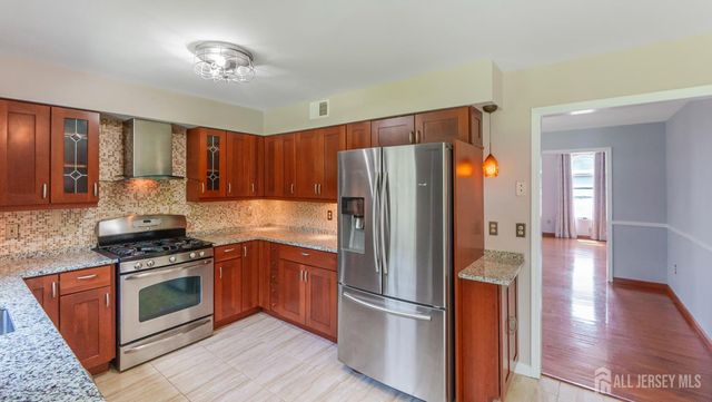 90 Perrine Pike, Hillsborough, NJ 08844