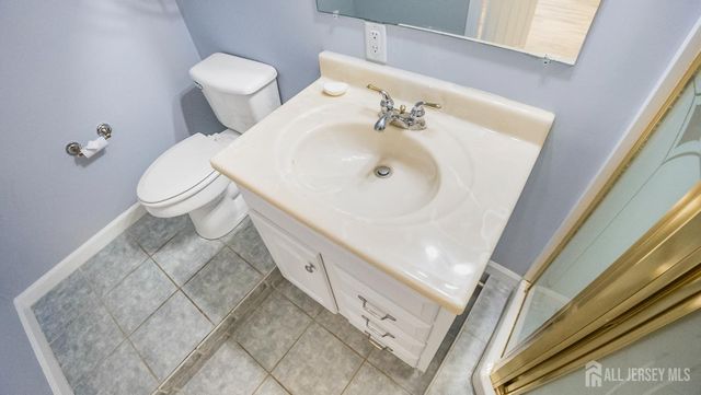 90 Perrine Pike, Hillsborough, NJ 08844