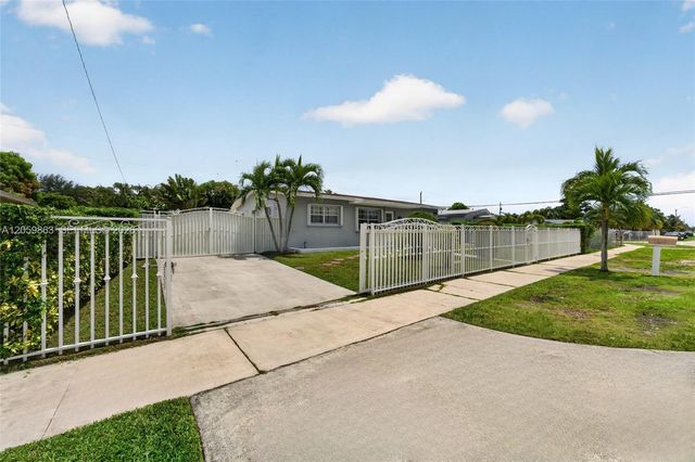 12015 SW 188 ST, Miami, FL 33177