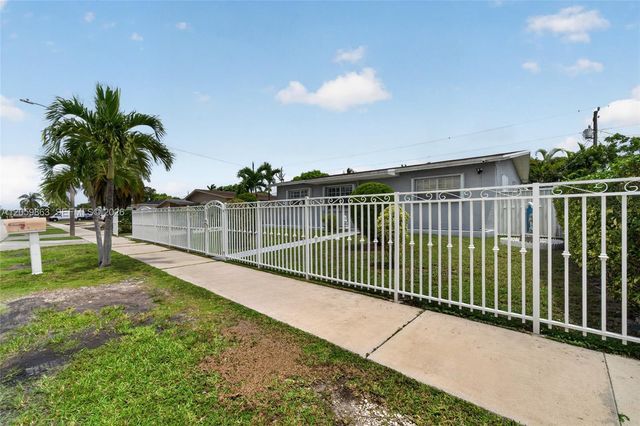 12015 SW 188 ST, Miami, FL 33177