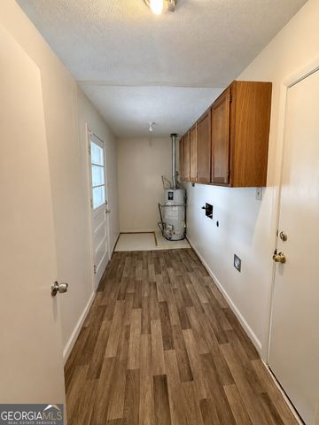 3543 Meadowview Court, Rex, GA 30273