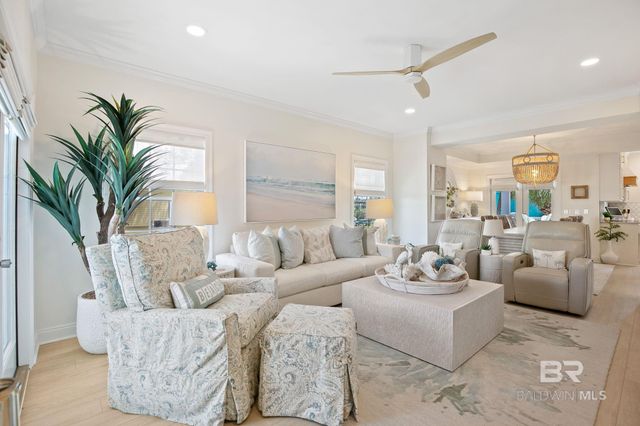 116 W 5th Avenue A, Gulf Shores, AL 36542