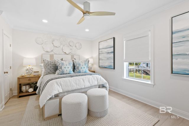 116 W 5th Avenue A, Gulf Shores, AL 36542