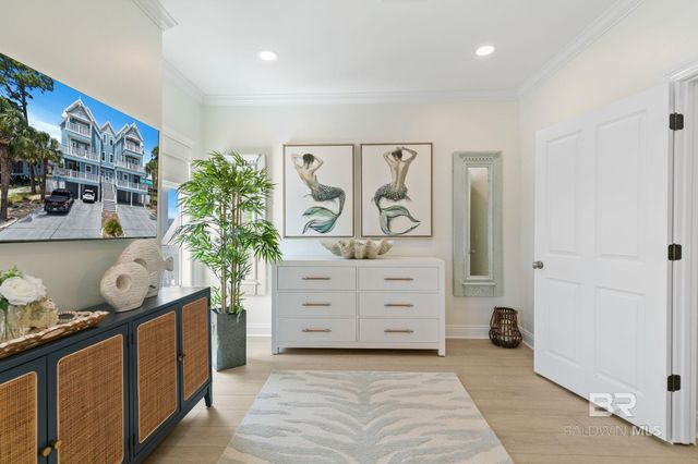 116 W 5th Avenue A, Gulf Shores, AL 36542