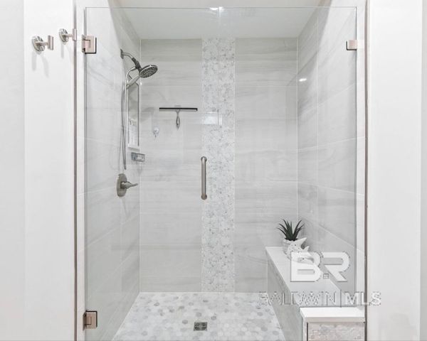 116 W 5th Avenue A, Gulf Shores, AL 36542