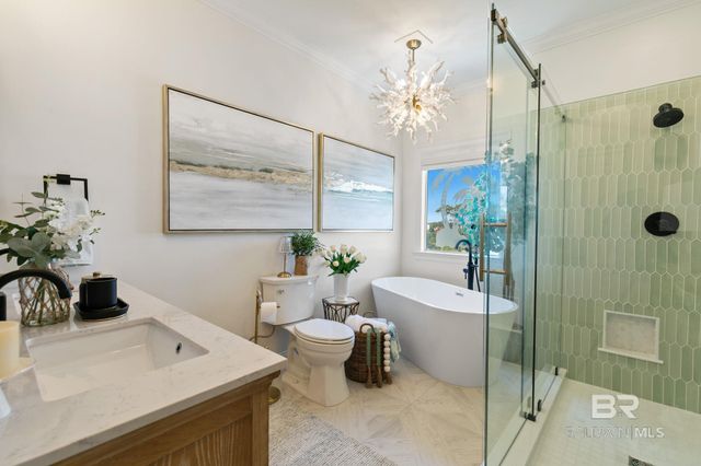 116 W 5th Avenue A, Gulf Shores, AL 36542
