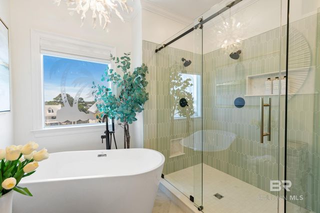116 W 5th Avenue A, Gulf Shores, AL 36542