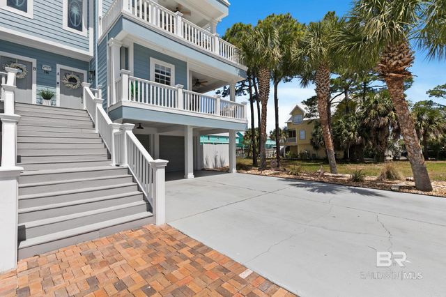 116 W 5th Avenue A, Gulf Shores, AL 36542