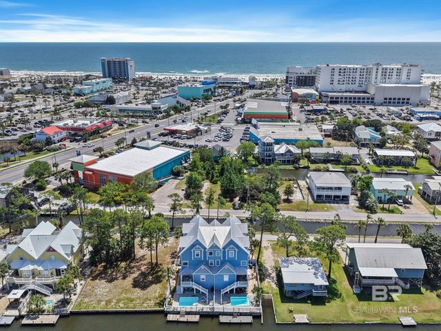 116 W 5th Avenue A, Gulf Shores, AL 36542