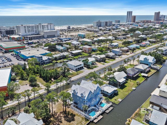 116 W 5th Avenue A, Gulf Shores, AL 36542