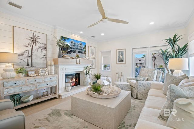 116 W 5th Avenue A, Gulf Shores, AL 36542