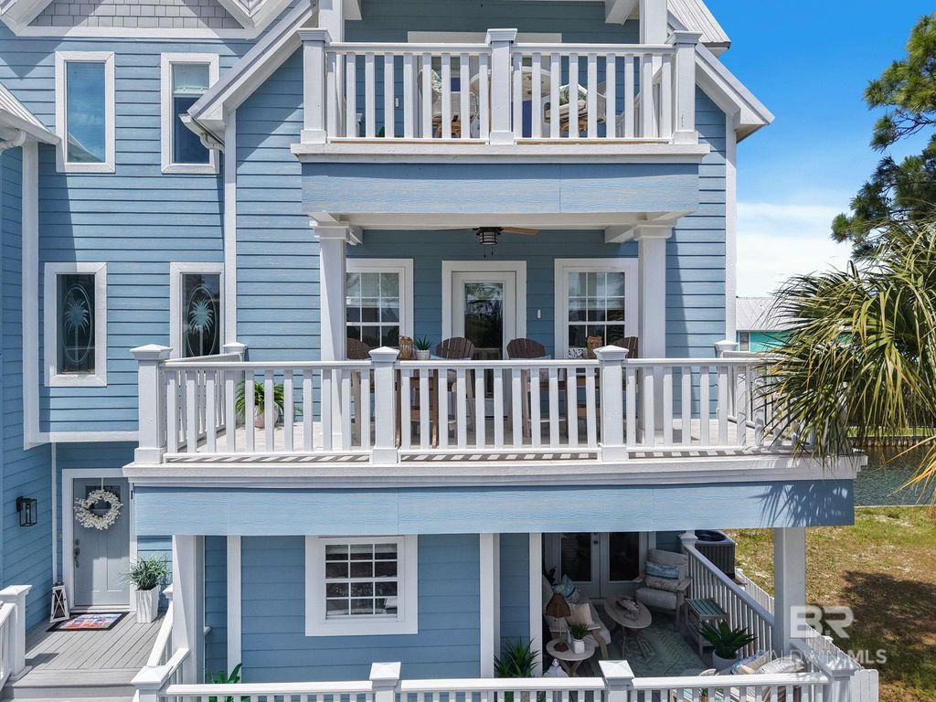 116 W 5th Avenue A, Gulf Shores, AL 36542