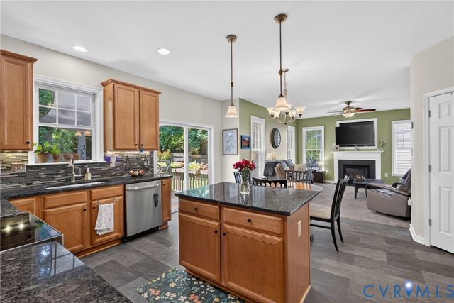 2304 Millcrest Ter, Midlothian, VA 23112