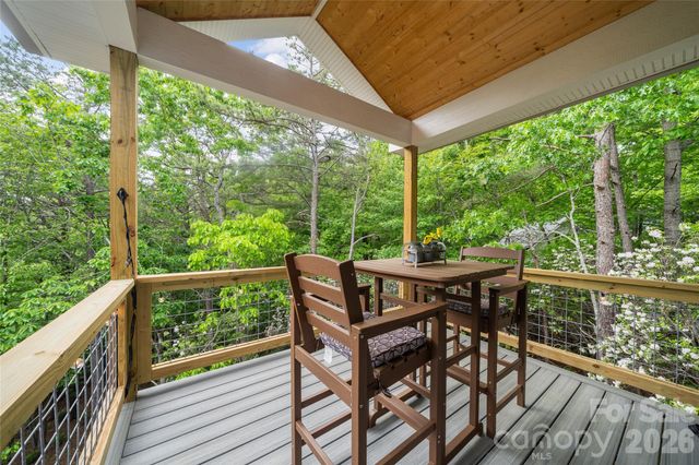 14 Locust Street, Black Mountain, NC 28711