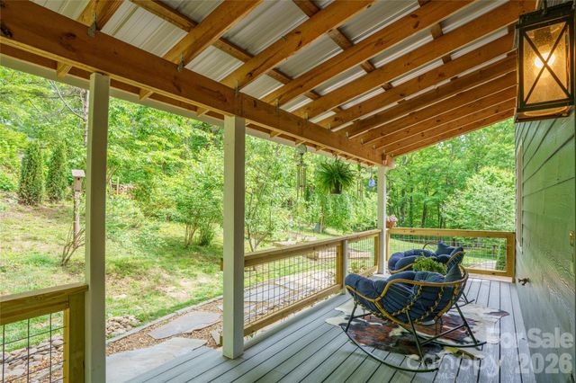 14 Locust Street, Black Mountain, NC 28711