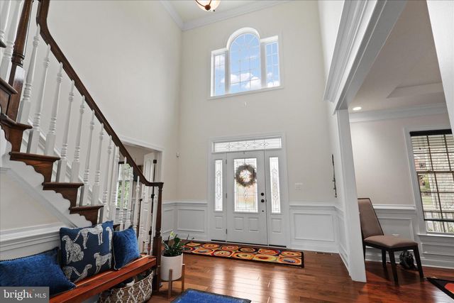 5806 WATERLOO BRIDGE CIR, Haymarket, VA 20169