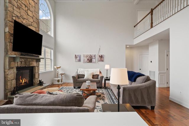 5806 WATERLOO BRIDGE CIR, Haymarket, VA 20169