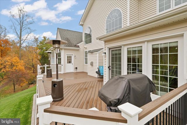 5806 WATERLOO BRIDGE CIR, Haymarket, VA 20169