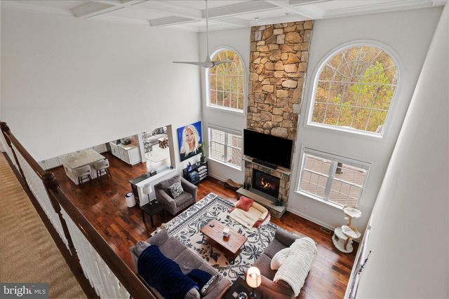 5806 WATERLOO BRIDGE CIR, Haymarket, VA 20169