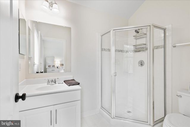 5806 WATERLOO BRIDGE CIR, Haymarket, VA 20169