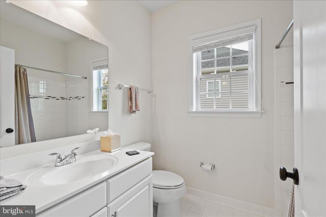 5806 WATERLOO BRIDGE CIR, Haymarket, VA 20169